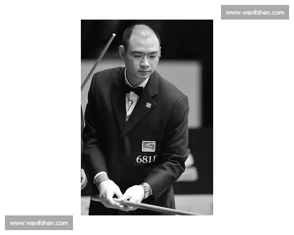 世运会裁判谢尔盖九头身反差出圈：55 岁的优雅 “法拉利” 如何燃爆全网