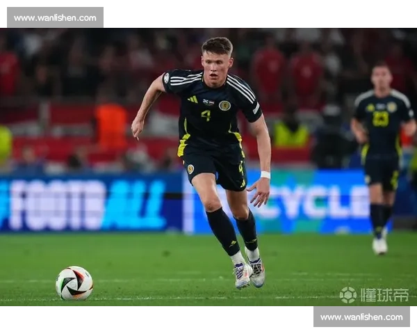 斯基拉:加拉塔萨雷 1000 万欧年薪锁定恰尔汗奥卢,土超豪门豪购背后的资金密码