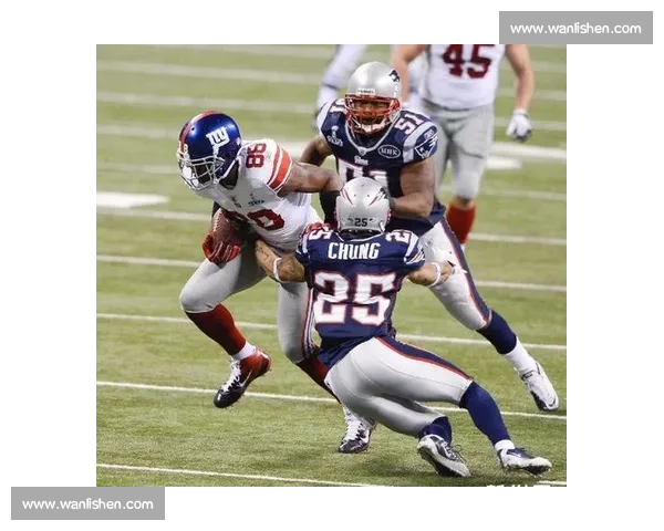 震撼！橄榄球总决赛巅峰对决，看球星如何逆转乾坤！